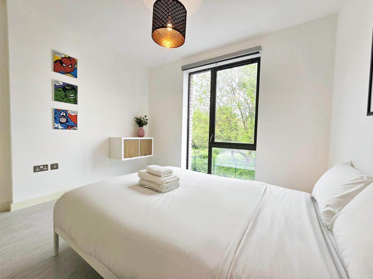 لندن Centrally Located Spacious Flat Near Canary Wharf المظهر الخارجي الصورة